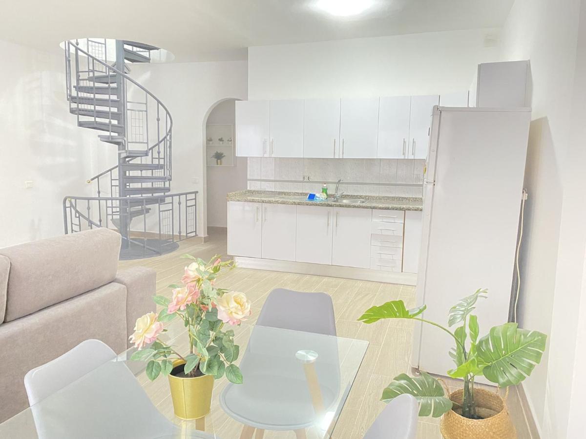 Homeforguest Two Bedroom Apartment With Pool And Terrace Caleta De Fuste Exterior photo